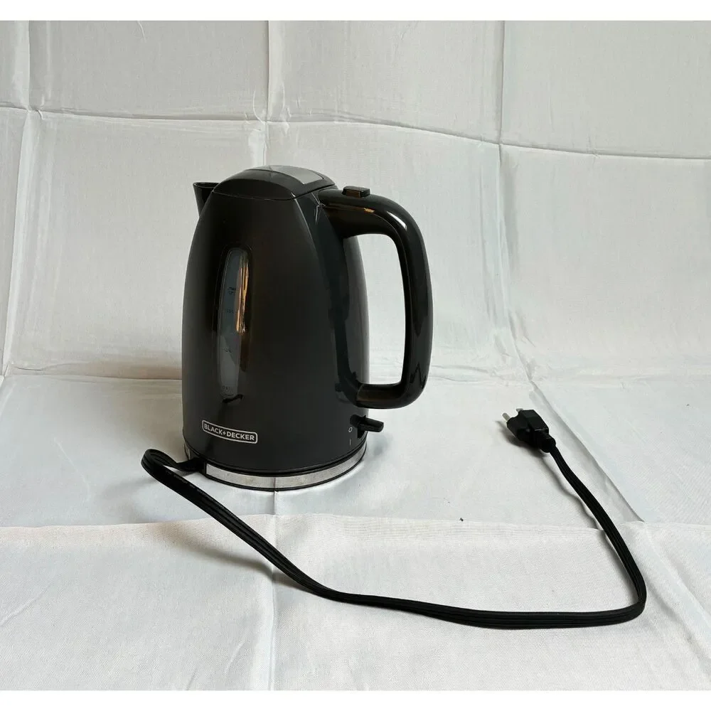 Black+Decker tea kettle